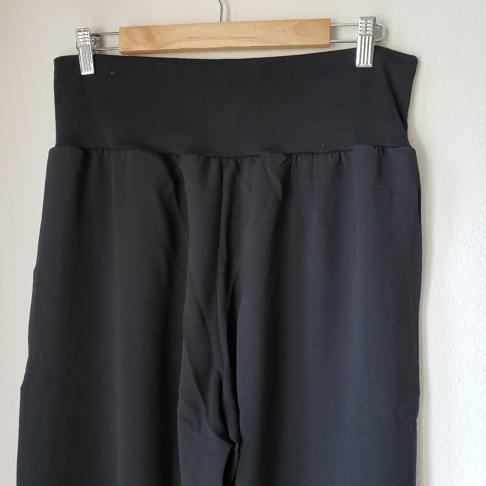 High Rise Lightweight Joggers - Picture 6 of 10